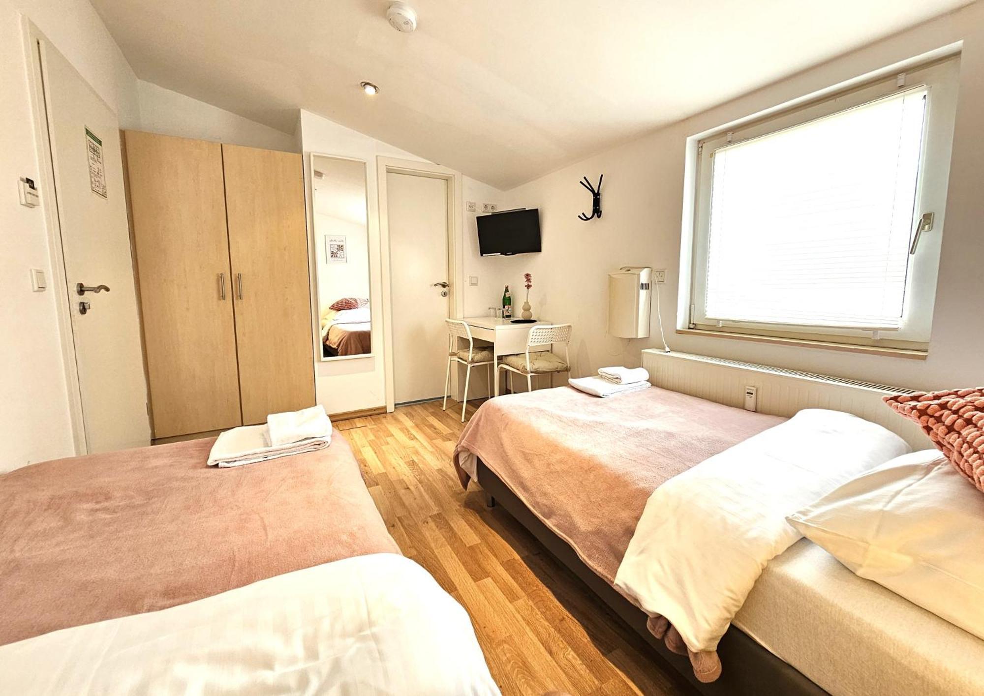 Airport Messe Hotel Düsseldorf Szoba fotó